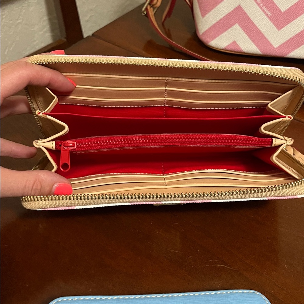 Dooney & Bourke Pink and White Chevron Satchel Set - Picture 4 of 12